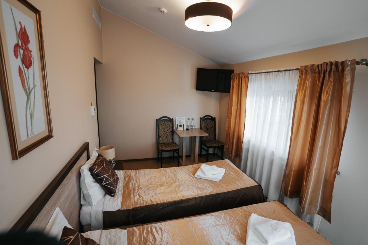 U Ojdanow Hotel Węgrów Eksteriør billede